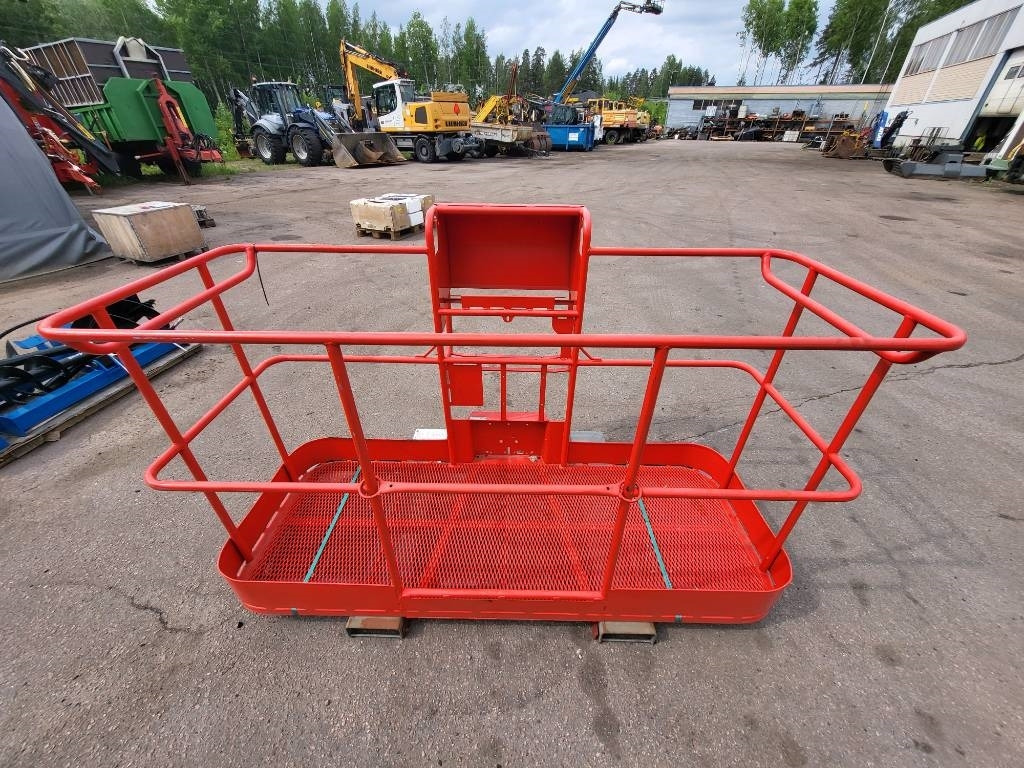 Manitou 200 ATJ kori - Вертикален јарболски подигнувач: слика 2 Manitou 200 ATJ kori - Вертикален јарболски подигнувач: слика 2