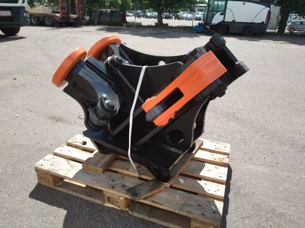 Tarfin RKH-V4 Rail handling device S60 - Градежна опрема: слика 1 Tarfin RKH-V4 Rail handling device S60 - Градежна опрема: слика 1