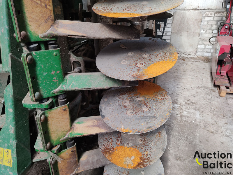 Ситнач со дискови Amazone Catros 7500: слика 11 Ситнач со дискови Amazone Catros 7500: слика 11