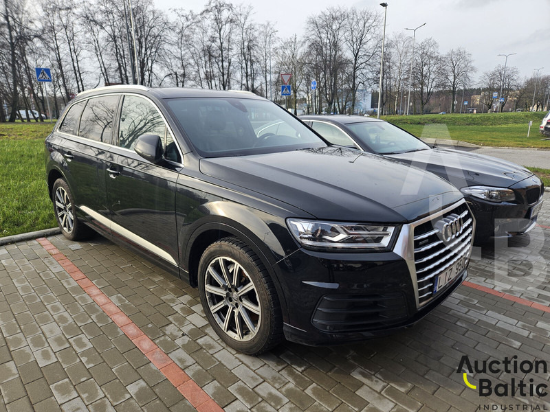 Audi Q7 - Автомобил: слика 2 Audi Q7 - Автомобил: слика 2