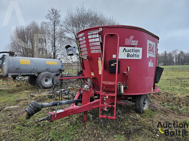 Опрема за добиток BVL V-MIX 10N-1S: слика 1