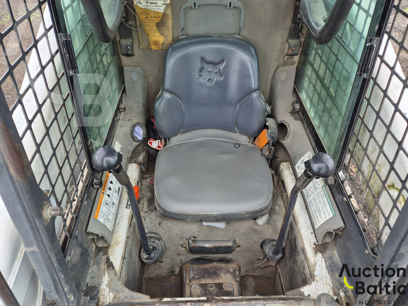 Компактен натоварувач Bobcat S 250: слика 7