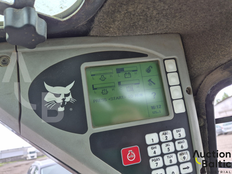 Компактен натоварувач Bobcat S 250: слика 9