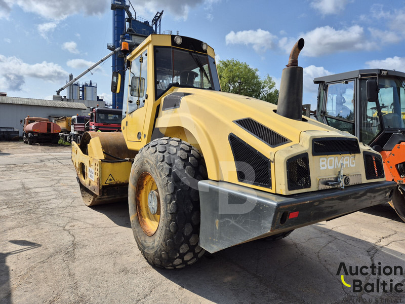 Bomag BW 211 D-4 - Ваљак: слика 4 Bomag BW 211 D-4 - Ваљак: слика 4