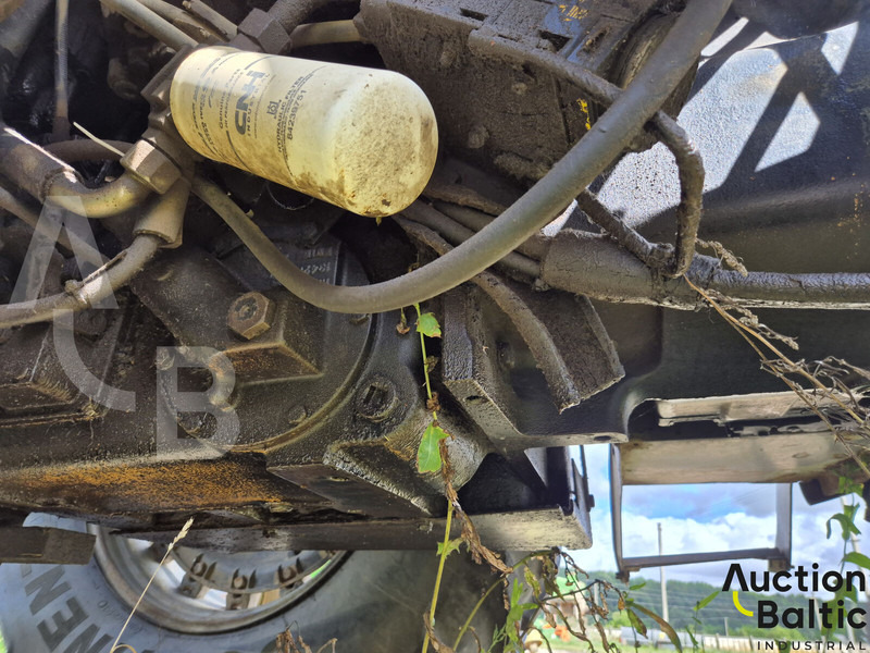 Трактор Case IH 7210: слика 11