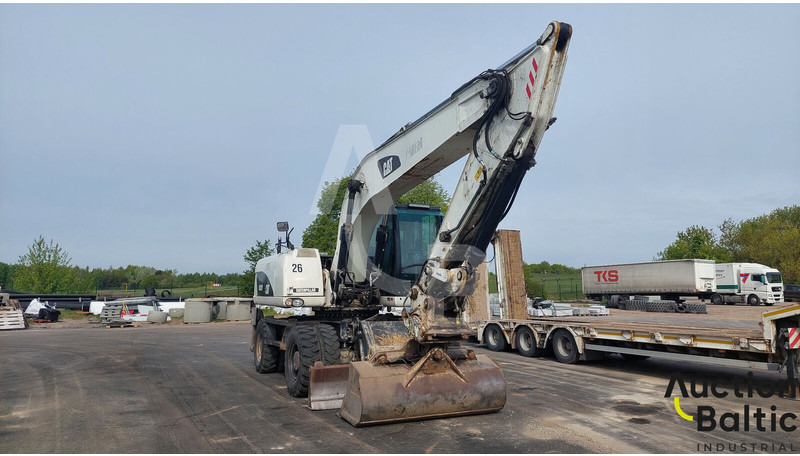 Caterpillar M 322 D - Багер на тркала: слика 2 Caterpillar M 322 D - Багер на тркала: слика 2