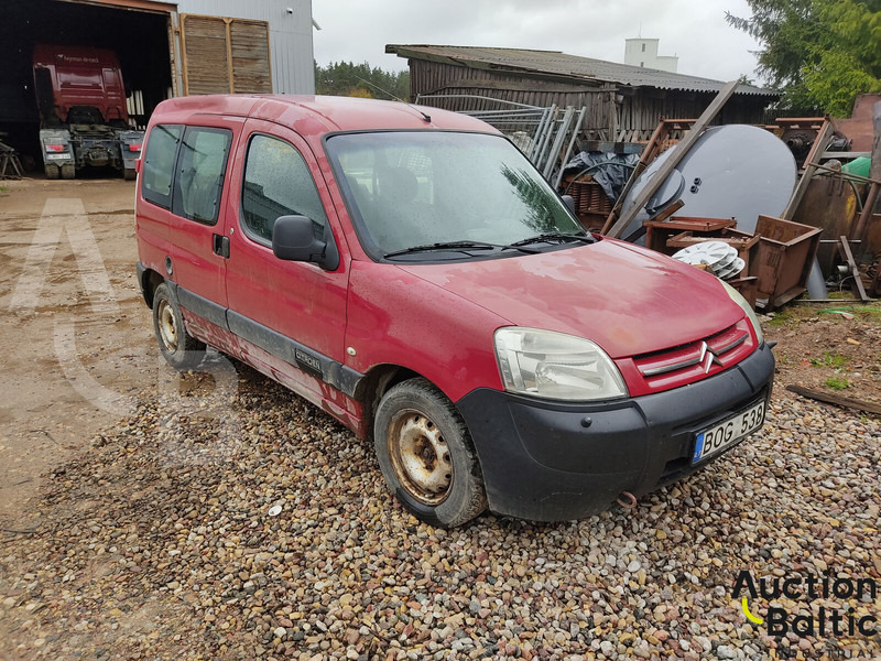 Citroën Berlingo - Мало комбе: слика 1 Citroën Berlingo - Мало комбе: слика 1