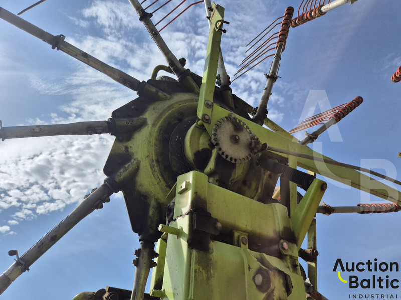 Claas Liner 3000 - Превртувач и гребло: слика 5 Claas Liner 3000 - Превртувач и гребло: слика 5