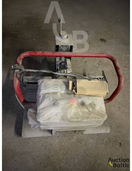 Clapa Floor Master 130 - Хеликоптер за бетон: слика 1 Clapa Floor Master 130 - Хеликоптер за бетон: слика 1
