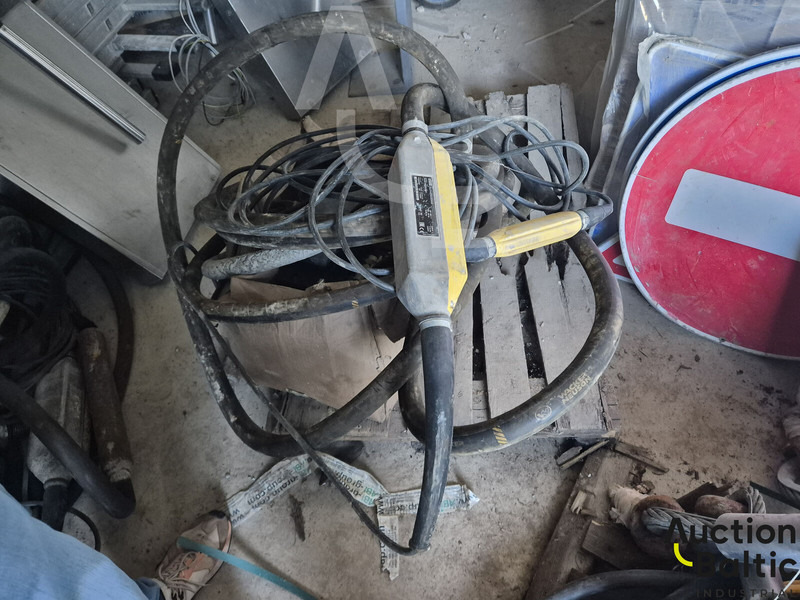WACKER NEUSON IRFU58/230/15 - Градежна машина: слика 2 WACKER NEUSON IRFU58/230/15 - Градежна машина: слика 2