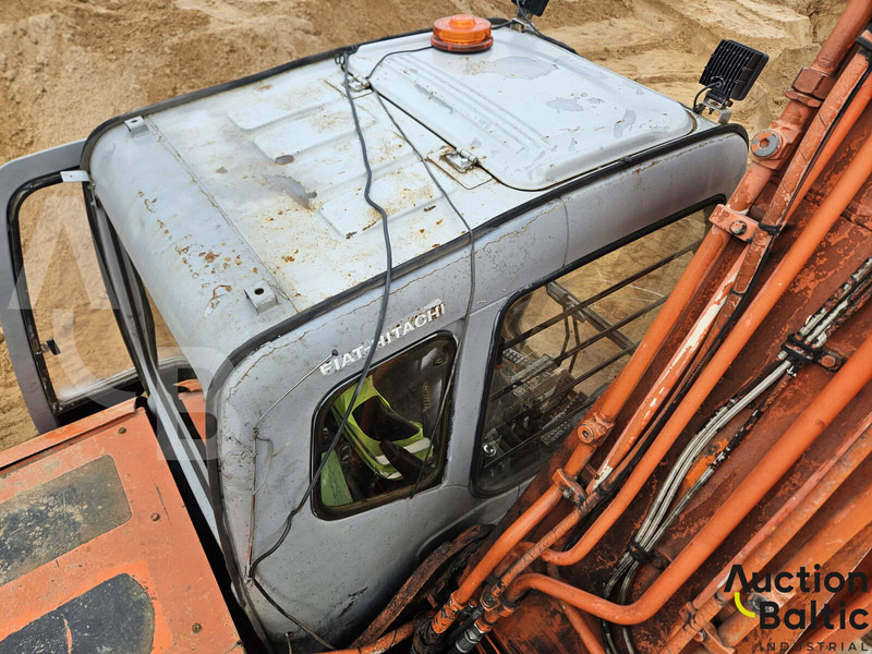 Багер гасеничар Hitachi EX 215: слика 14
