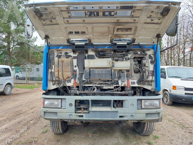 Iveco 180E18 - Камион со платформа, Камион со кран: слика 5 Iveco 180E18 - Камион со платформа, Камион со кран: слика 5