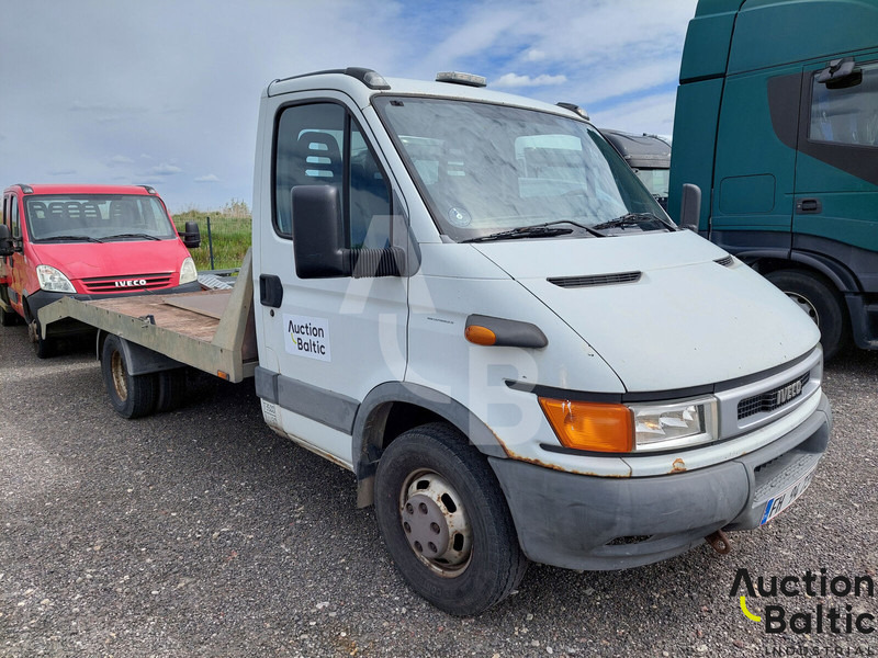 Iveco 35C 13 - Камион за влечење: слика 2 Iveco 35C 13 - Камион за влечење: слика 2