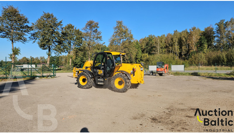 JCB 536-70 Agri Xtra - Телескопски ракувач: слика 5 JCB 536-70 Agri Xtra - Телескопски ракувач: слика 5