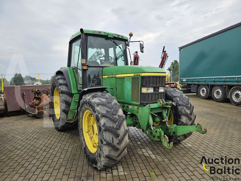 John Deere 6810 - Трактор: слика 2 John Deere 6810 - Трактор: слика 2
