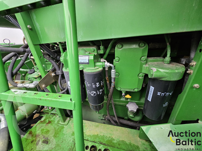 Комбајн за транспорт на храна John Deere S 690 i: слика 15