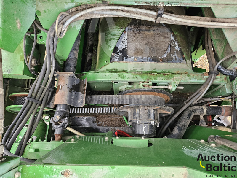 Комбајн за транспорт на храна John Deere S 690 i: слика 18