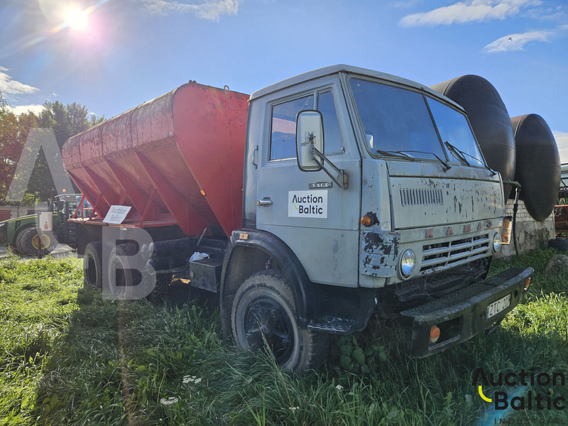 Kamaz 55102 - Камион: слика 2 Kamaz 55102 - Камион: слика 2