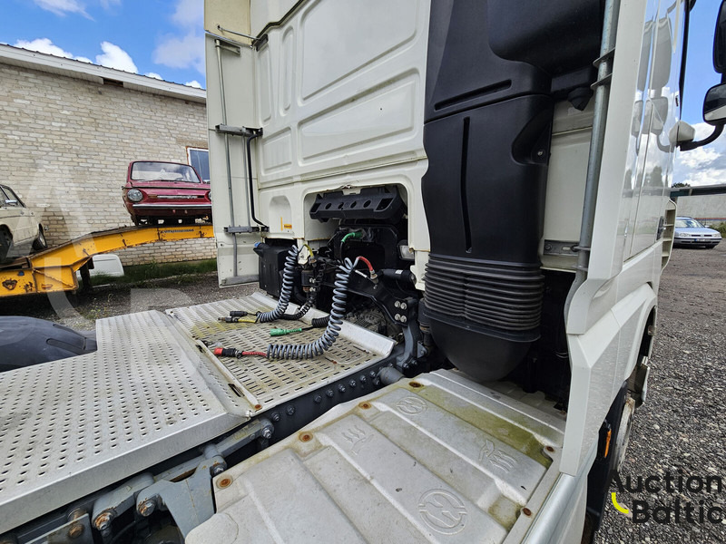 Камион влекач DAF XF460: слика 12 Камион влекач DAF XF460: слика 12