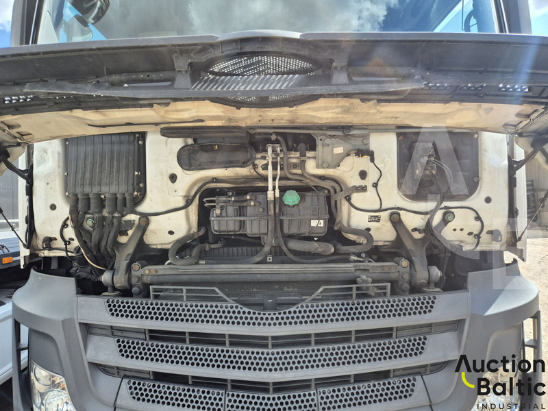 Камион влекач Mercedes-Benz Actros 1845: слика 8