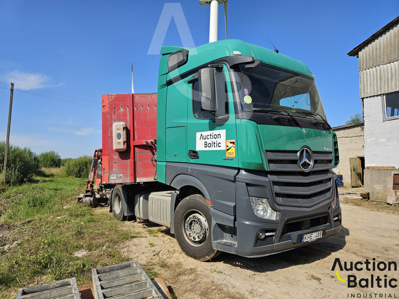 Mercedes-Benz Actros 1845 - Камион влекач: слика 2 Mercedes-Benz Actros 1845 - Камион влекач: слика 2