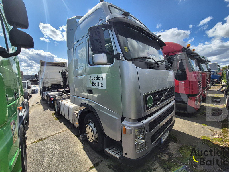 Volvo FH12 - Камион влекач: слика 2 Volvo FH12 - Камион влекач: слика 2