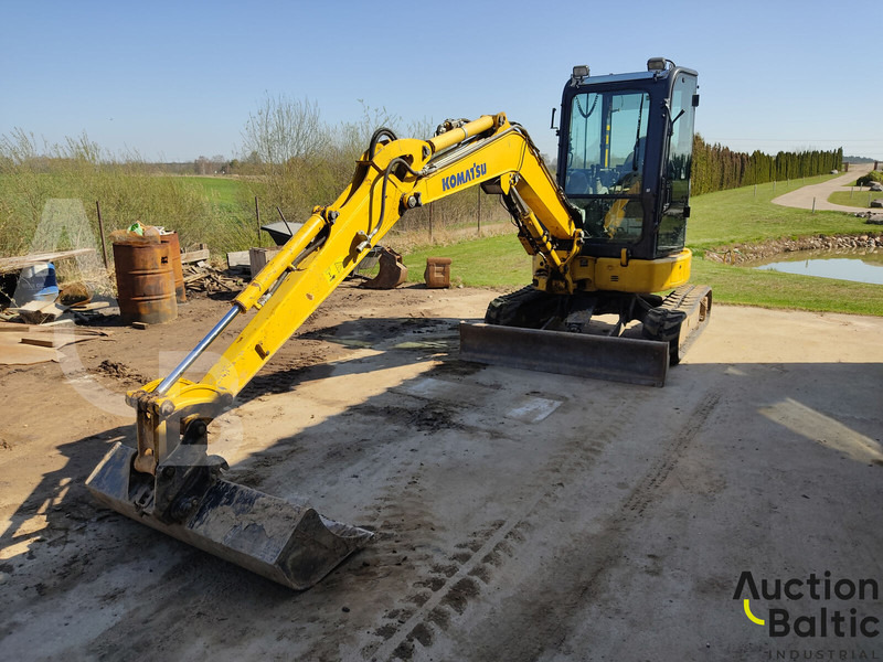 Komatsu PC35MR-5 - Мини багер: слика 1 Komatsu PC35MR-5 - Мини багер: слика 1