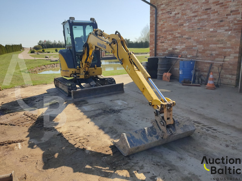 Komatsu PC35MR-5 - Мини багер: слика 2 Komatsu PC35MR-5 - Мини багер: слика 2