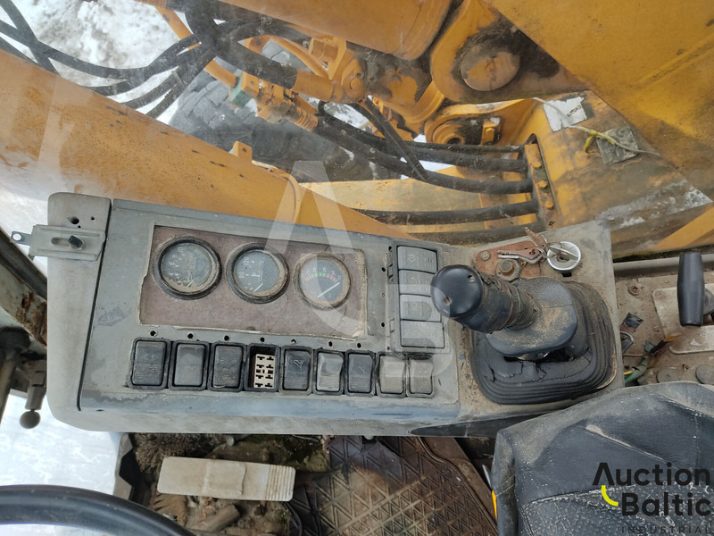 Багер на тркала Liebherr 902 Litronic: слика 6