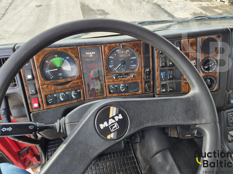 Лизинг на MAN 27.464 MAN 27.464: слика 14