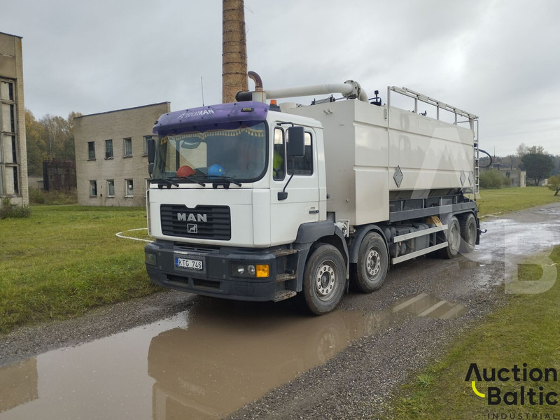 MAN T 46 - Вакуумски камион: слика 1 MAN T 46 - Вакуумски камион: слика 1