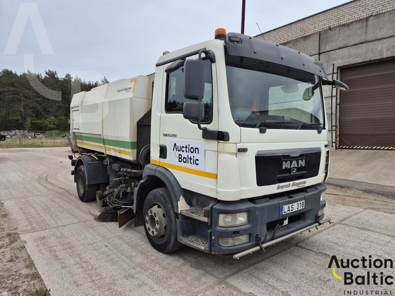 MAN TGM15.250 4X2 BL - Возило за метење: слика 2 MAN TGM15.250 4X2 BL - Возило за метење: слика 2