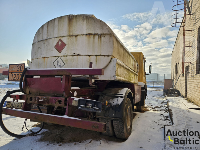 Mercedes-Benz 814 - Камион цистерна: слика 5 Mercedes-Benz 814 - Камион цистерна: слика 5