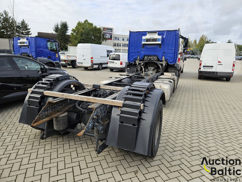 Mercedes-Benz Actros 1843 - Камион со кабинска шасија: слика 4 Mercedes-Benz Actros 1843 - Камион со кабинска шасија: слика 4