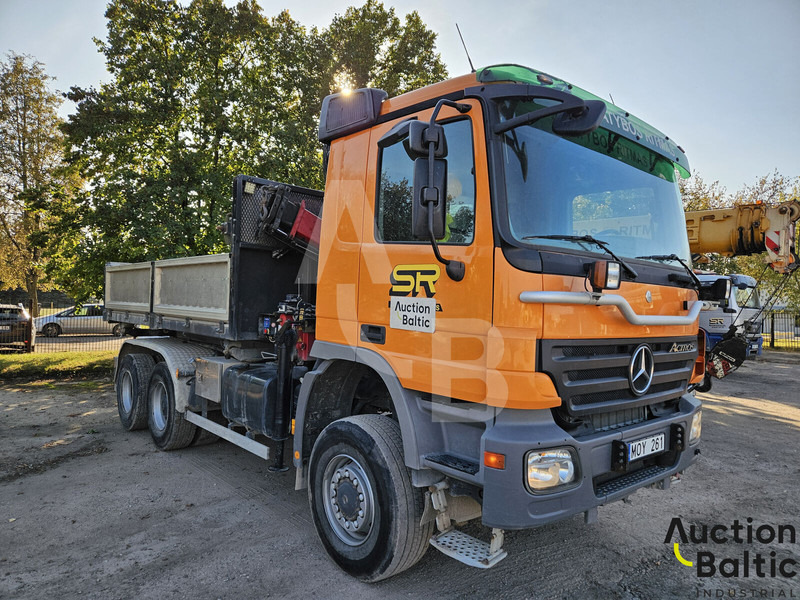 Mercedes-Benz Actros 1844 - Кипер, Камион со кран: слика 1 Mercedes-Benz Actros 1844 - Кипер, Камион со кран: слика 1