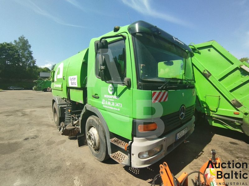 Mercedes-Benz Atego 1318 - Возило за метење: слика 1 Mercedes-Benz Atego 1318 - Возило за метење: слика 1