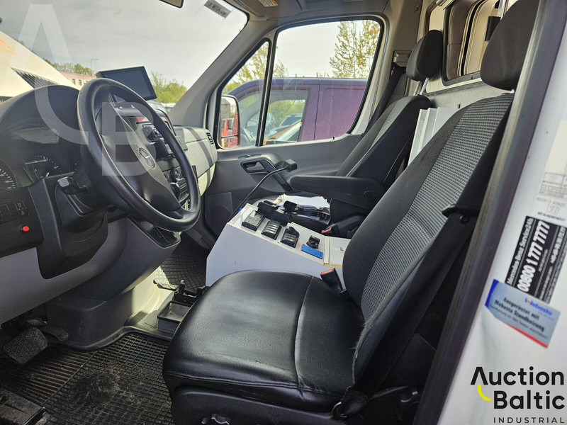 Mercedes-Benz Sprinter - Амбулантно возило: слика 5 Mercedes-Benz Sprinter - Амбулантно возило: слика 5