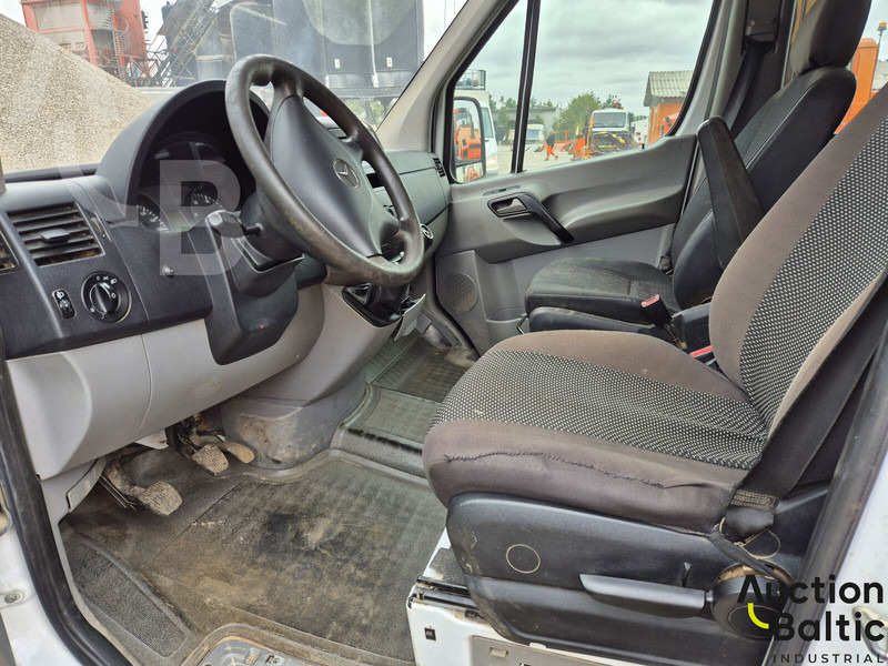 Mercedes-Benz Sprinter - Комбе со церада: слика 4 Mercedes-Benz Sprinter - Комбе со церада: слика 4