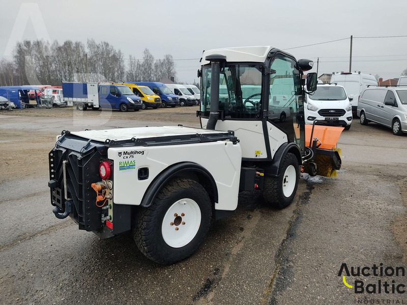 Multihog CX75 - Возило за метење: слика 5 Multihog CX75 - Возило за метење: слика 5