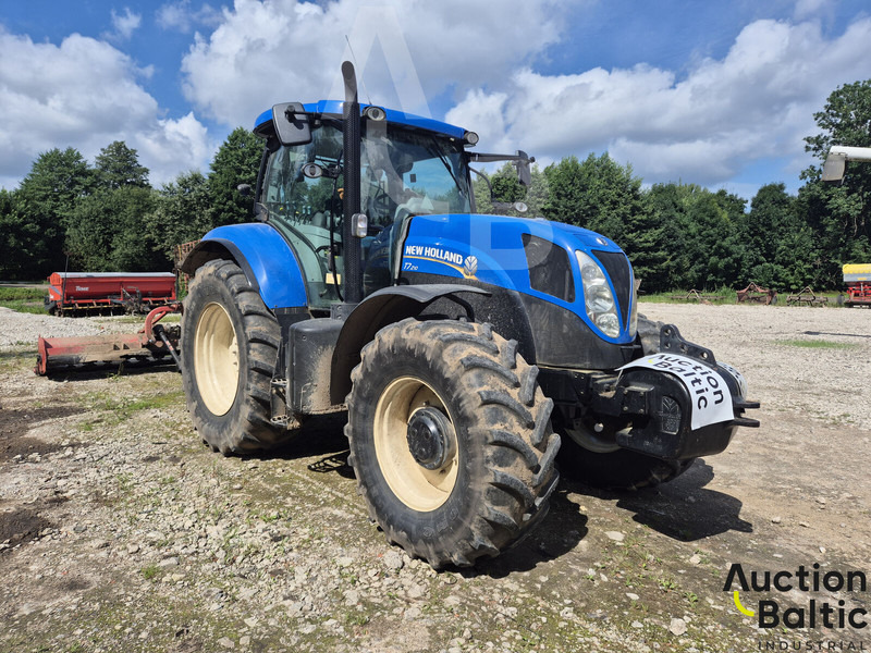 New Holland T 7.210 - Трактор: слика 1 New Holland T 7.210 - Трактор: слика 1