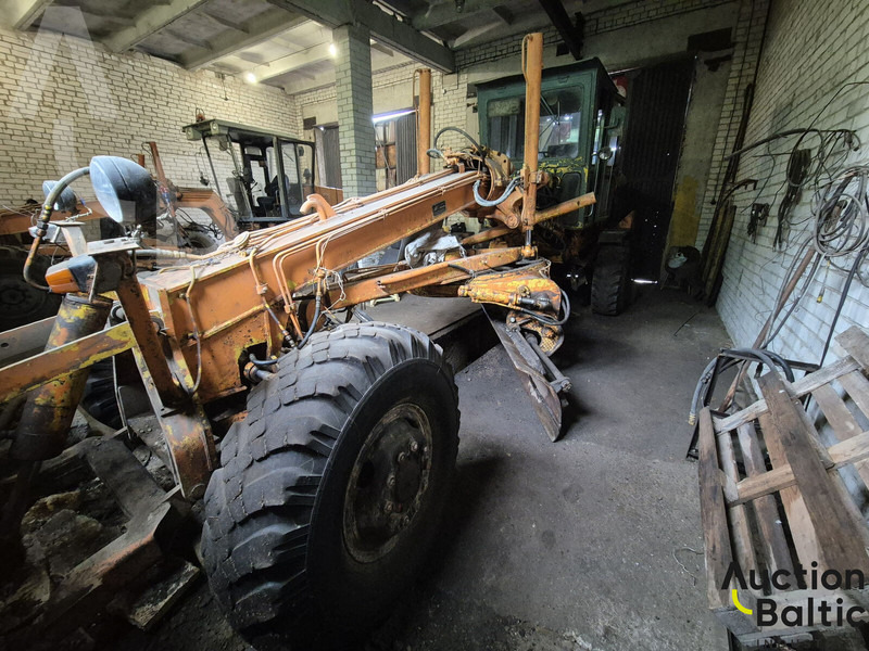 Onbekend DZ-122A-6 - Порамнувач: слика 2 Onbekend DZ-122A-6 - Порамнувач: слика 2