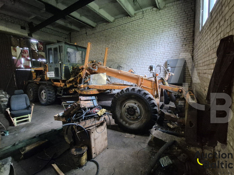 Onbekend DZ-122A-6 - Порамнувач: слика 1 Onbekend DZ-122A-6 - Порамнувач: слика 1