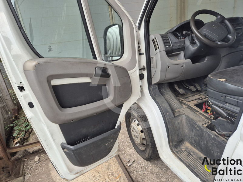 Peugeot Boxer - Мало комбе: слика 5 Peugeot Boxer - Мало комбе: слика 5