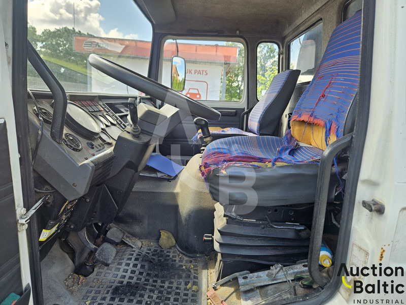 Renault Midliner S 150 - Камион цистерна: слика 4 Renault Midliner S 150 - Камион цистерна: слика 4