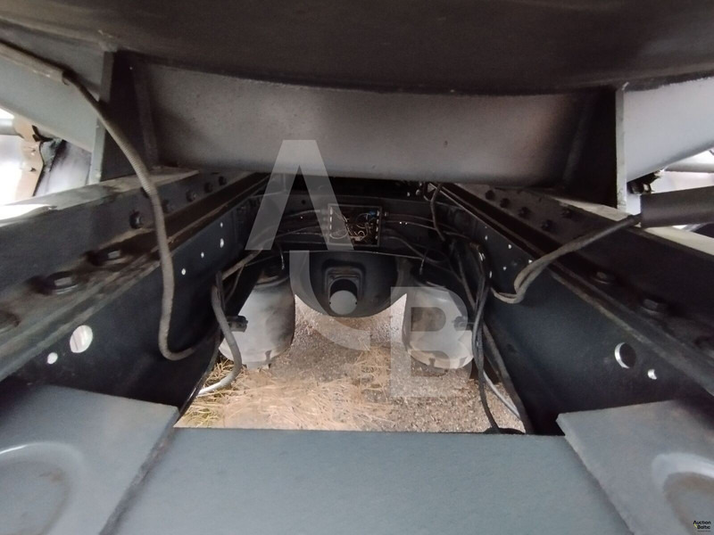 Камион цистерна за транспорт на гориво Scania B4X2 ATL: слика 11