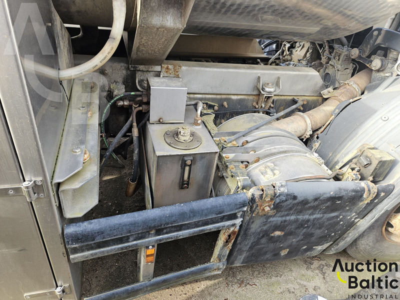 Камион цистерна за транспорт на млеко Scania P 230: слика 19 Камион цистерна за транспорт на млеко Scania P 230: слика 19