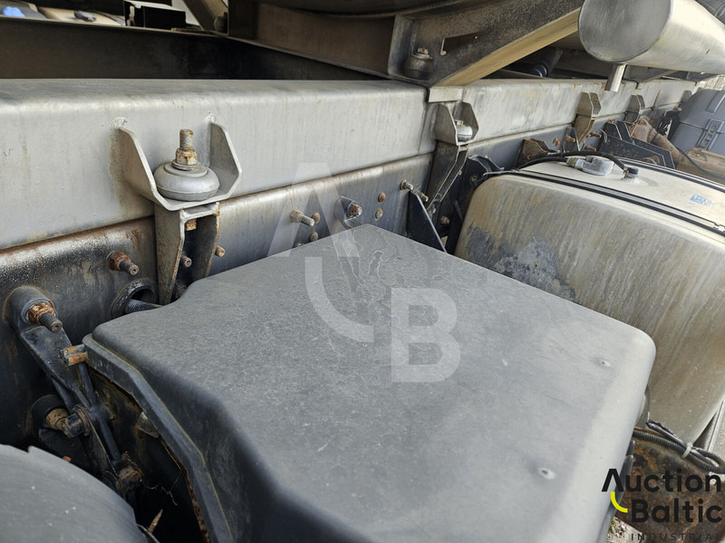 Камион цистерна за транспорт на млеко Scania P 230: слика 20 Камион цистерна за транспорт на млеко Scania P 230: слика 20