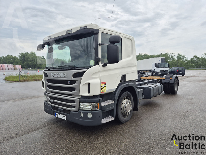 Scania P 450 - Камион со кабинска шасија: слика 2 Scania P 450 - Камион со кабинска шасија: слика 2