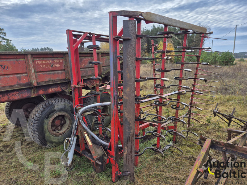 Vaderstad Cultivator - Култиватор: слика 1 Vaderstad Cultivator - Култиватор: слика 1