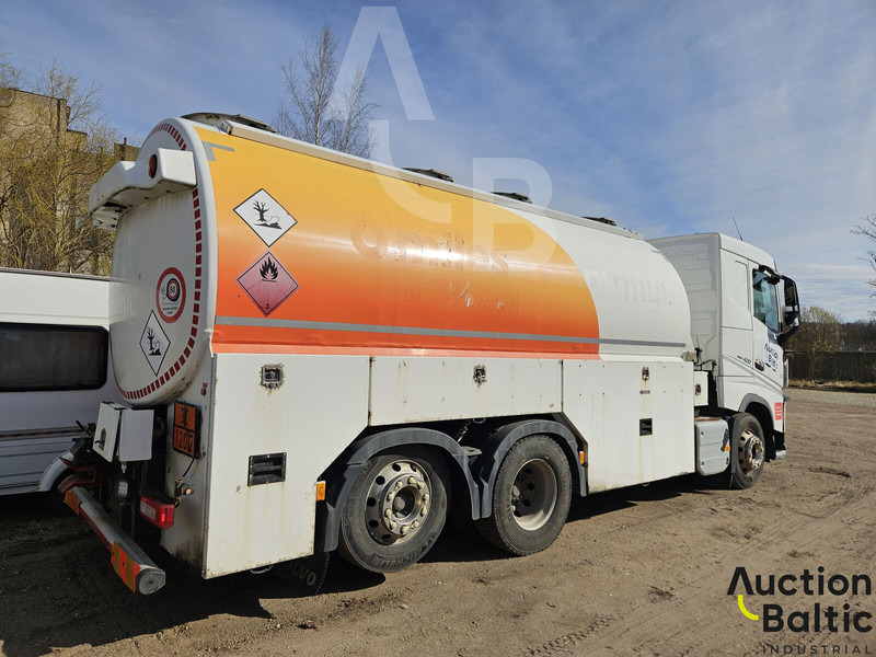Volvo FH 420 - Камион цистерна: слика 3 Volvo FH 420 - Камион цистерна: слика 3